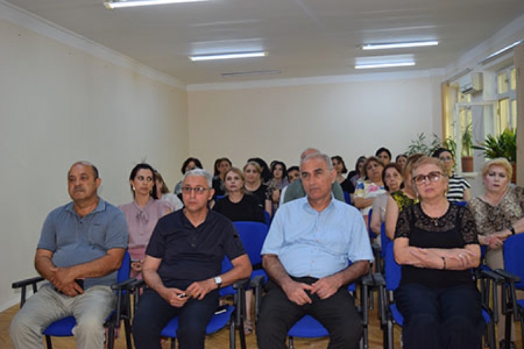 Botanika İnstitutunda Milli Qurtuluş Günü qeyd olunub