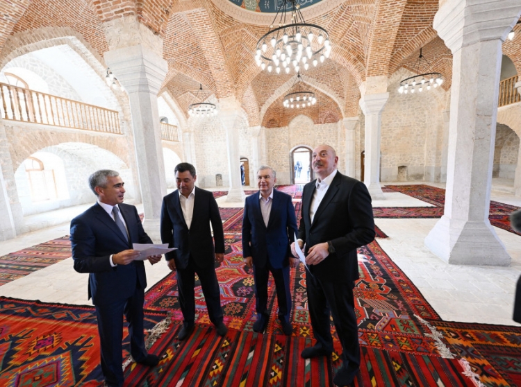 Azərbaycan, Özbəkistan və Qırğızıstan prezidentləri Şuşada gəziblər -