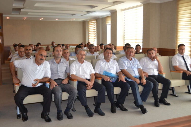 Ağdaşda fermerlər üçün ekoseminar təşkil edib