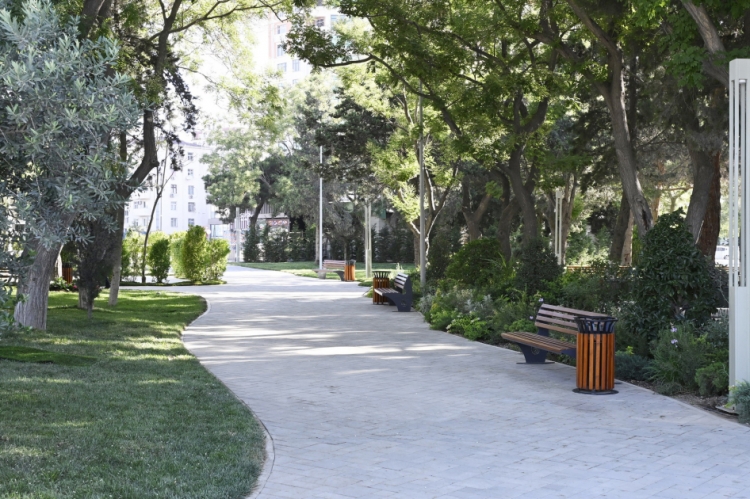 Bakıda yenidən qurulan Nərimanov parkı istifadəyə verilib -