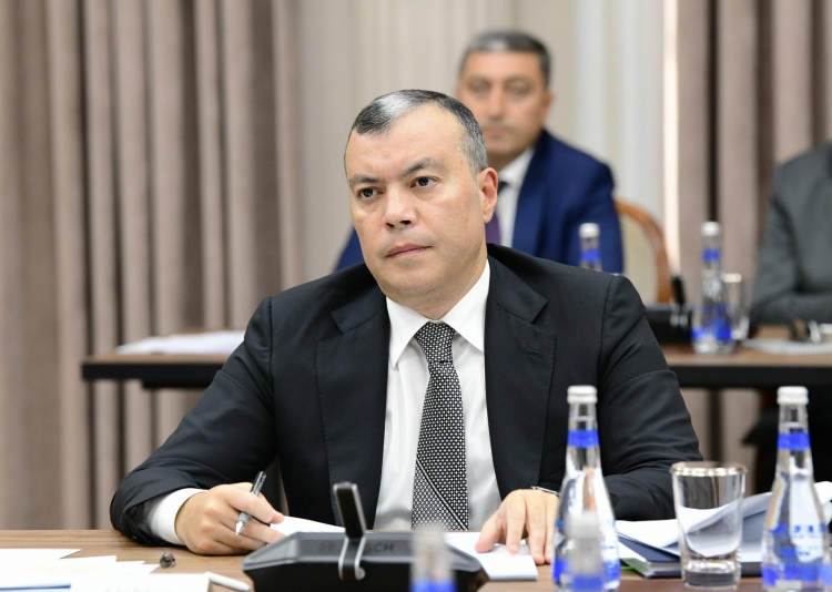 İqtisadi Şura 2025-ci və növbəti 3 il üzrə büdcə layihələrini müzakirə edib -