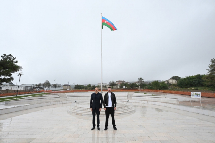 Şuşada Bayraq Meydanının açılışı olub -