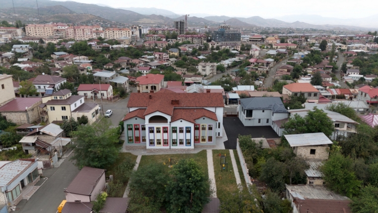 Xankəndi şəhərində 1 nömrəli körpələr evi-uşaq bağçasının təmirdən sonra açılışı olub -
