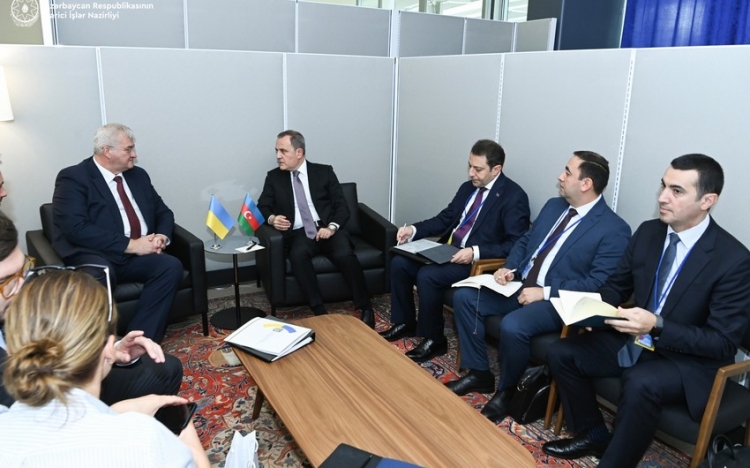Ceyhun Bayramov Andrey Sibiqa ilə görüşüb -