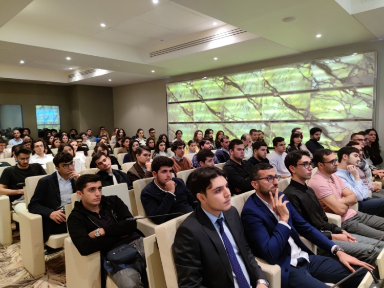 Fransada təhsil alan azərbaycanlı tələbələrin forumu keçirilib