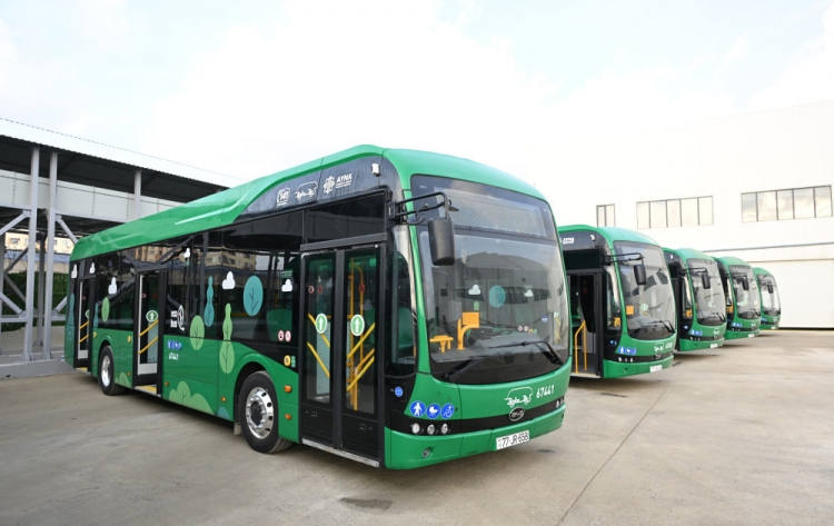 Prezident Zığ Elektrik Avtobus Parkının fəaliyyəti ilə tanış olub