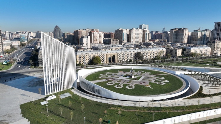 Bakıdakı Zəfər parkı -