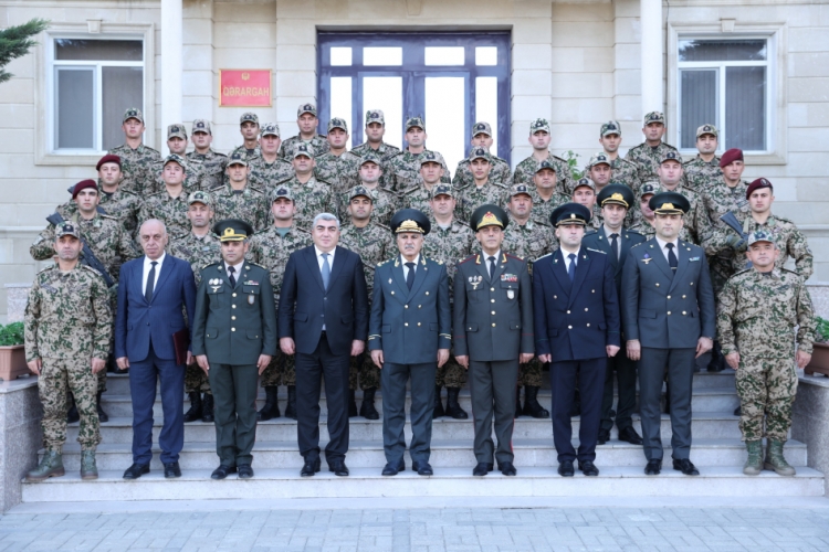 Hərbi prokuror Daxili Qoşunlarının hərbçiləri ilə görüşüb