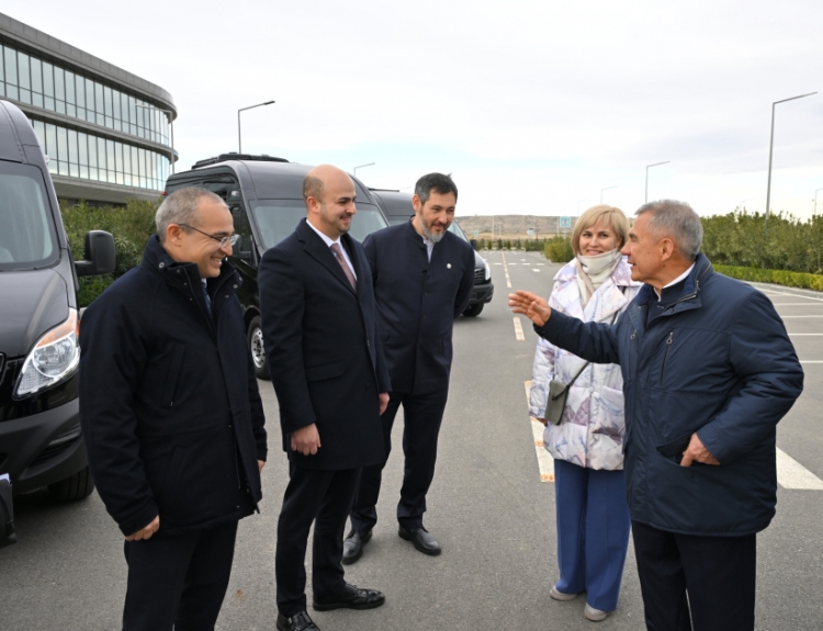 Rüstəm Minnixanov Ələt Azad İqtisadi Zonasında olub
