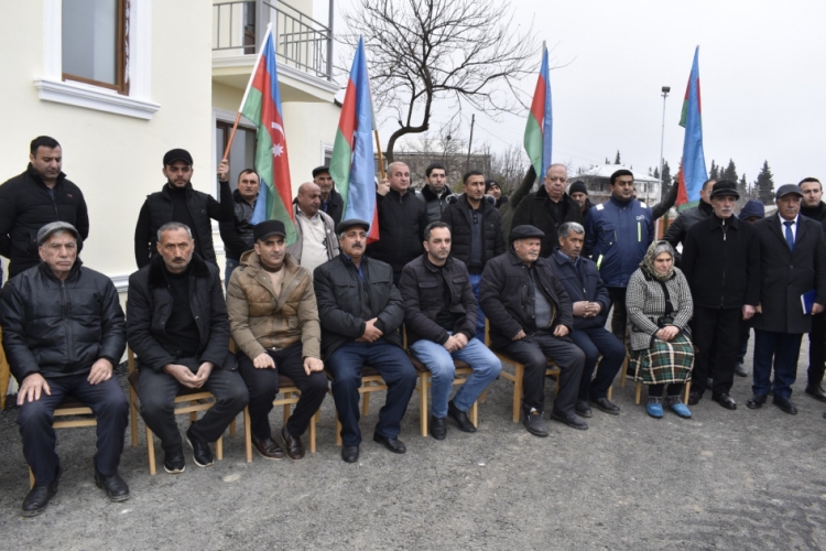 Ballıcada 21 ailəyə evlərinin açarları təqdim olunub