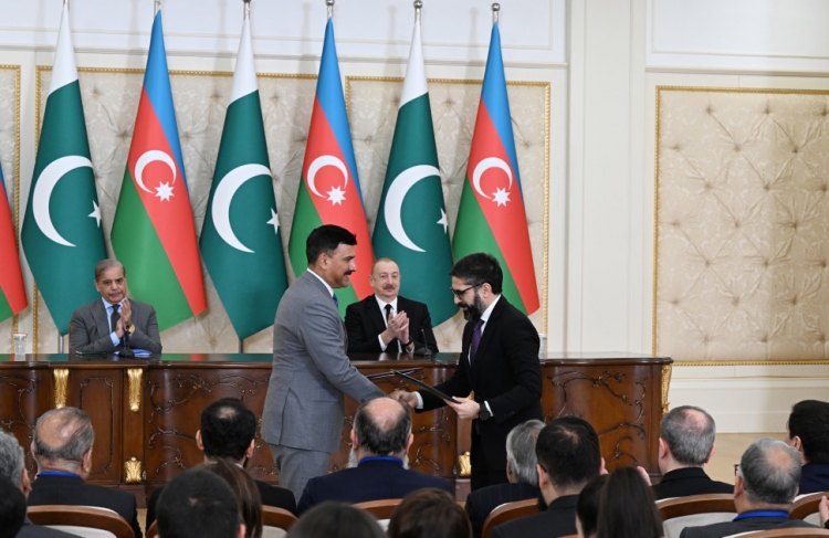 Azərbaycan ilə Pakistan arasında imzalanmış sənədlərin mübadiləsi mərasimi olub -
