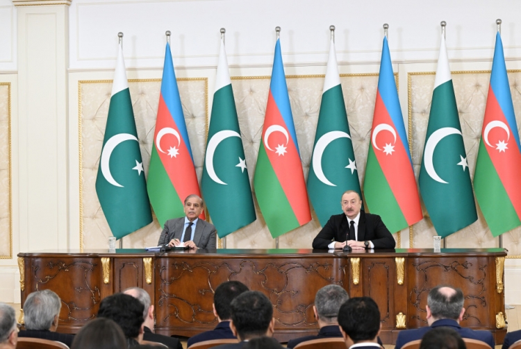 Azərbaycan Prezidenti və Pakistanın Baş naziri mətbuata bəyanatlarla çıxış ediblər -