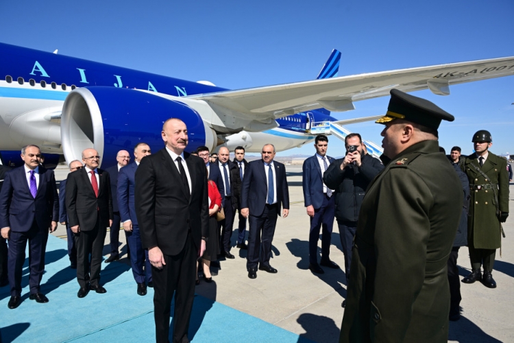 İlham Əliyev Türkiyəyə işgüzar səfər edib