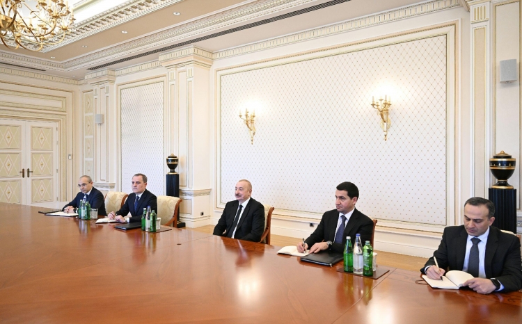 Prezident İlham Əliyev Bolqarıstanın xarici işlər nazirini qəbul edib -