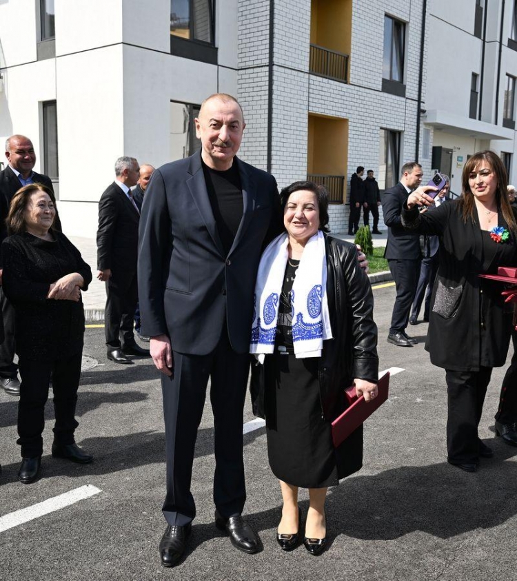 Suqovuşanda yaşayış kompleksi istifadəyə verilib -