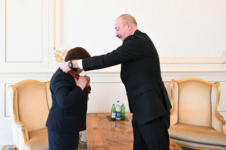 Prezident Sahibə Qafarovanı “Şərəf” ordeni ilə təltif edib -