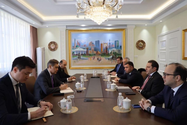 Azərbaycan və Çin arasında siyasi məsləhətləşmələr keçirilib