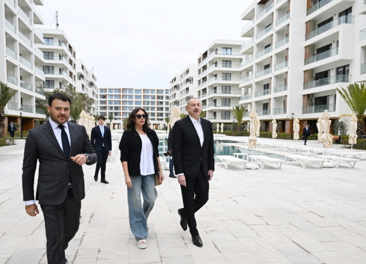Prezident və birinci xanım “Sea Breeze”də -