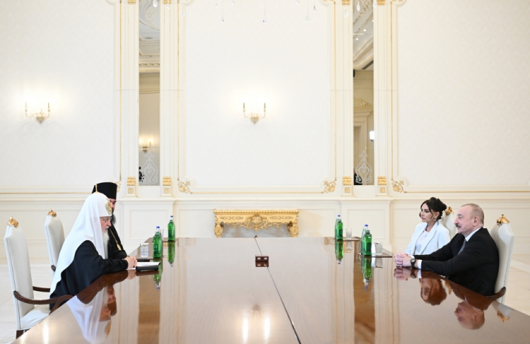 Prezident İlham Əliyev Moskvanın və Bütün Rusiyanın Patriarxı ilə görüşüb -