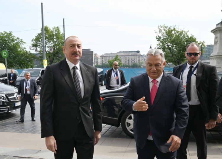 Budapeştdə TDT-nın Dövlət Başçıları Şurasının qeyri-rəsmi iclası keçirilib