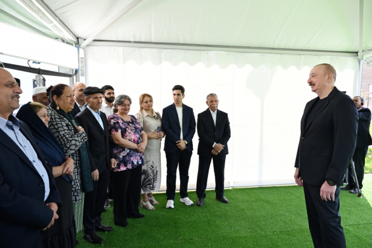 Prezident Laçının Bəylik kəndində -