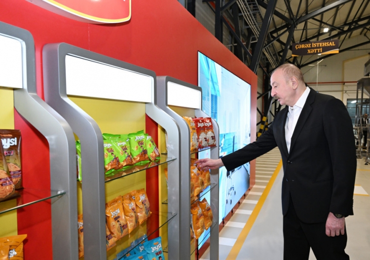 Prezident Bakıda zavod açılışında iştirak edib - FOTO
