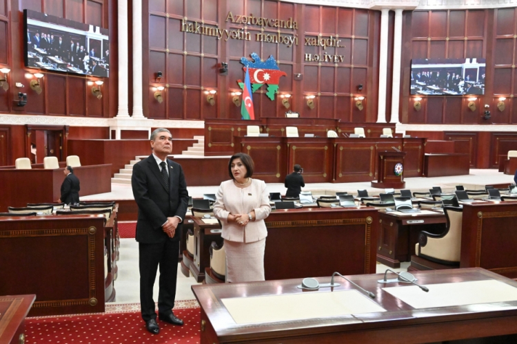 Sahibə Qafarova Türkmənistan Xalq Məsləhətinin sədri ilə görüşüb