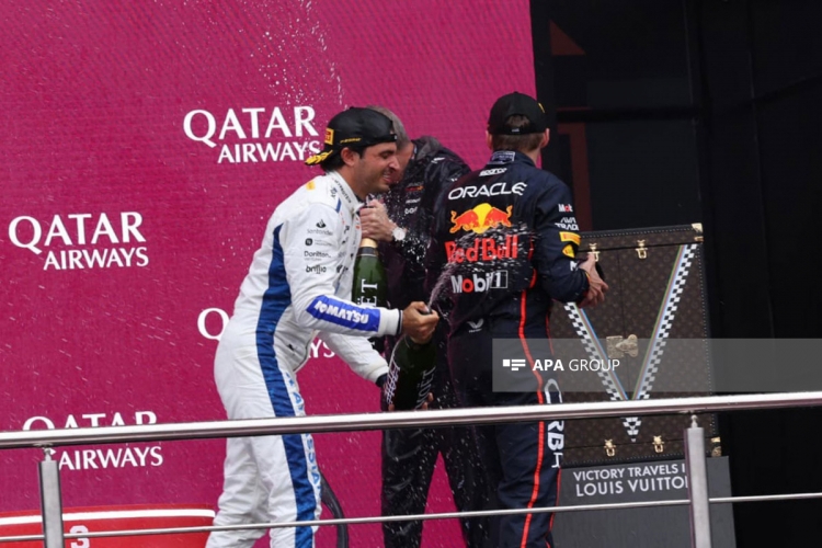 “Formula 1”in qalibi mükafatlandırılıb