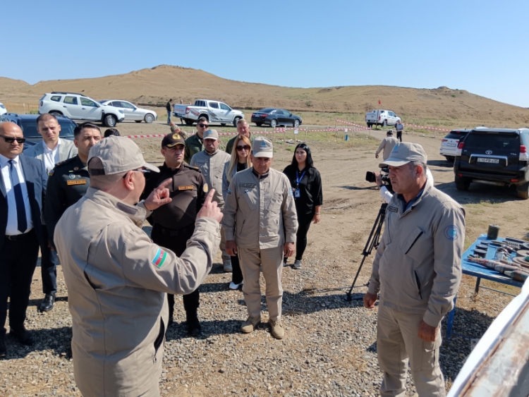 İşçi Qrup Cəbrayılda hesabatları müzakirə edib