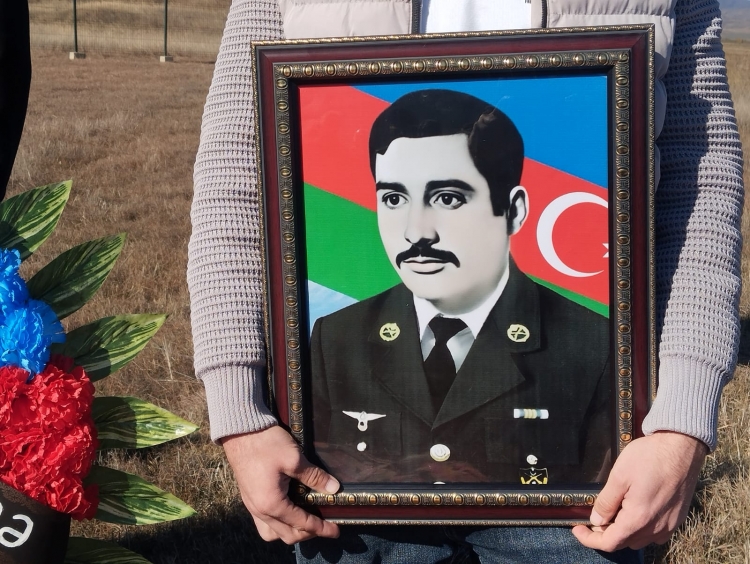 Birinci Qarabağ müharibəsinin iki şəhidinin qalıqları Xocalıda dəfn edilib