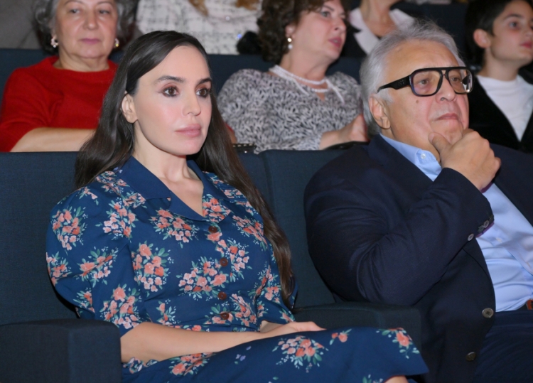 Plasido Dominqo Heydər Əliyev Mərkəzində çıxış edib