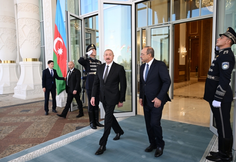 Azərbaycan Prezidenti Özbəkistana səfər edib