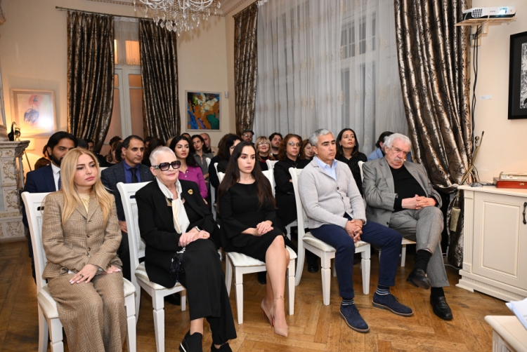 “Neft bumu hamıya gülümsəyir”