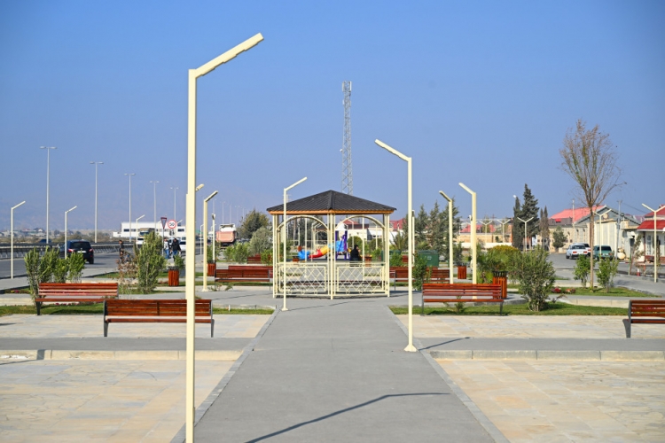 Leyla Əliyeva Qaradağda yeni parkın açılışında iştirak edib -