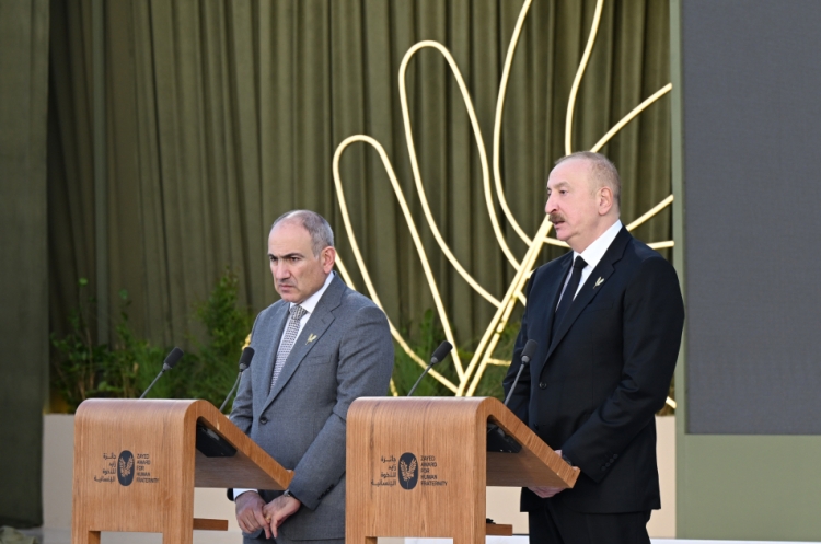 Əbu-Dabidə Prezident İlham Əliyevə mükafat təqdim olunub -