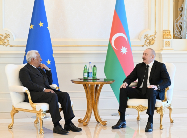 Azərbaycan Prezidenti ilə Avropa İttifaqı Şurasının Prezidenti təkbətək görüşüblər