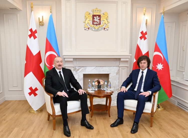 İlham Əliyev İrakli Kobaxidze ilə görüşüb