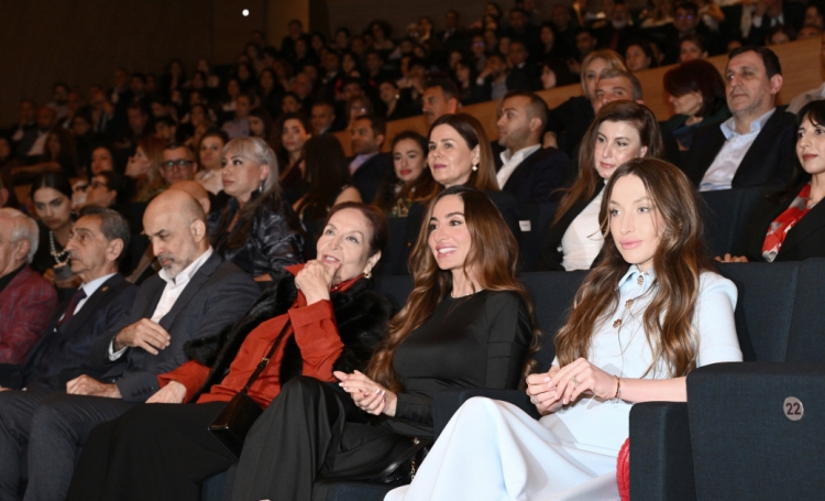 “Tağıyev: Məktəb” bədii filminin təqdimatı olub -