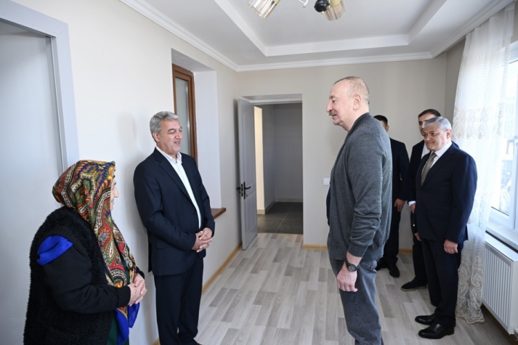 Prezident İlham Əliyev Şuşaya gedib -