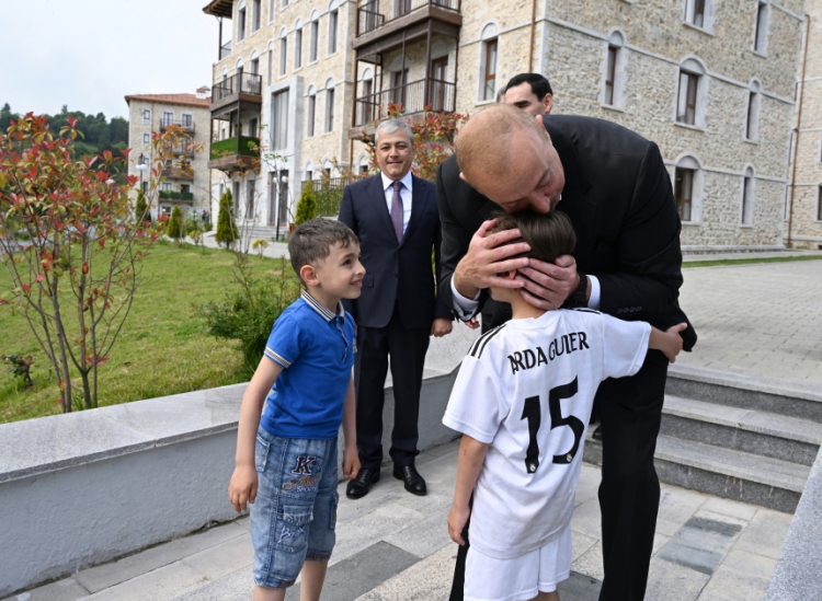 Prezidentlər Şuşada -