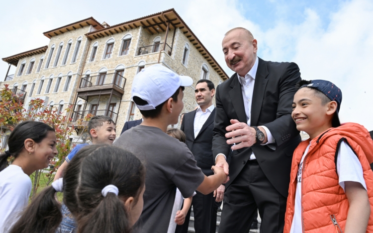Prezidentlər Şuşada -