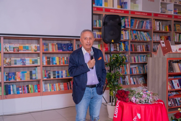 GECƏNİN QRAMERİ